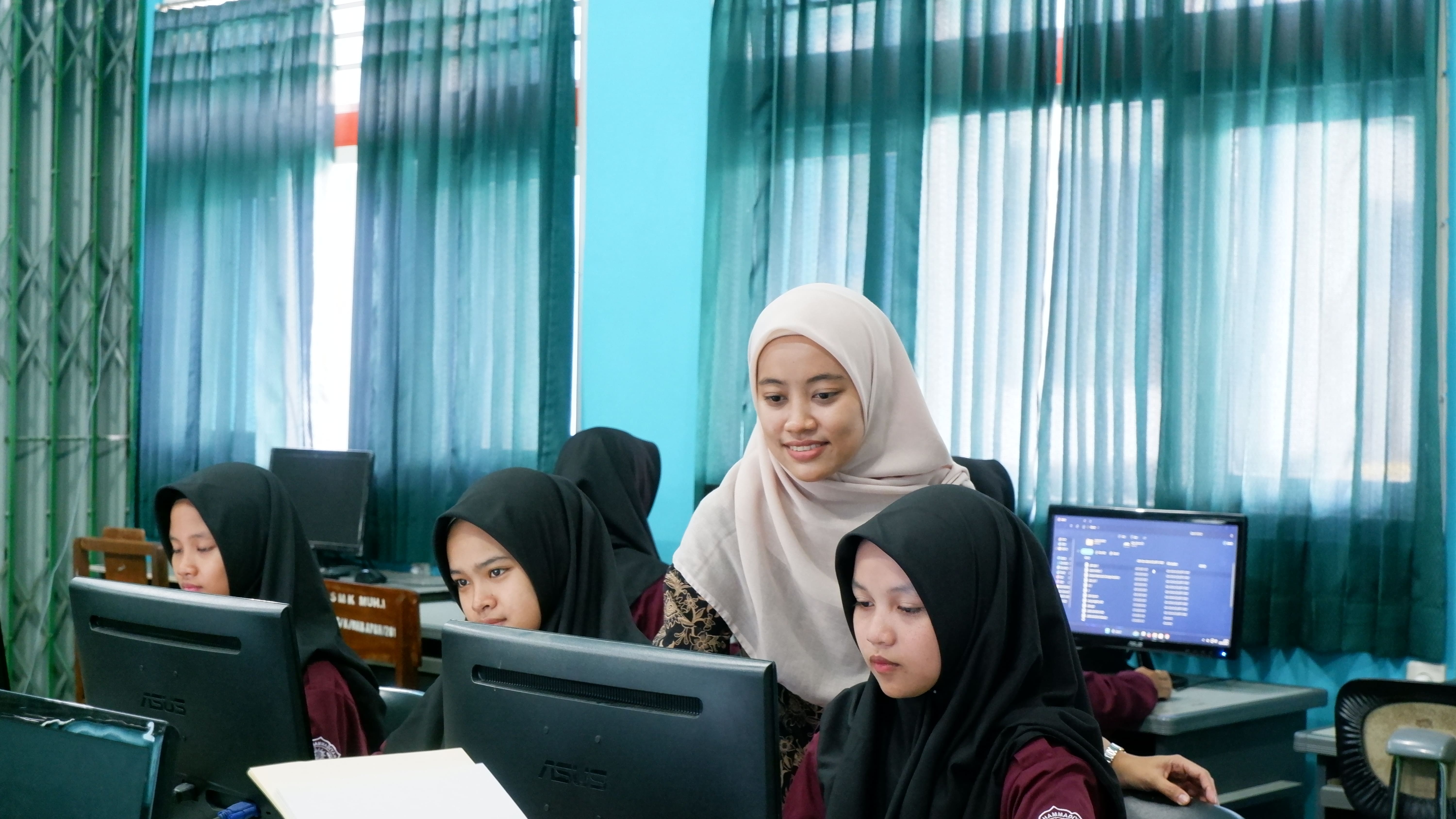 PROGRAM KEAHLIAN AKUNTANSI DAN KEUANGAN LEMBAGA